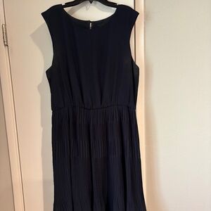 Ann Taylor Navy blue  pleated dress size 14